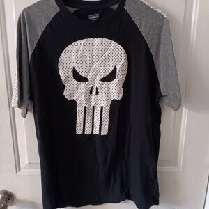 Marvel Punisher T-shirt Size Large Skull